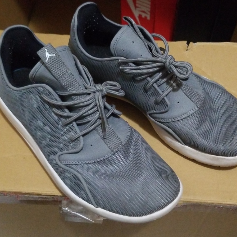 Jordan Eclipse